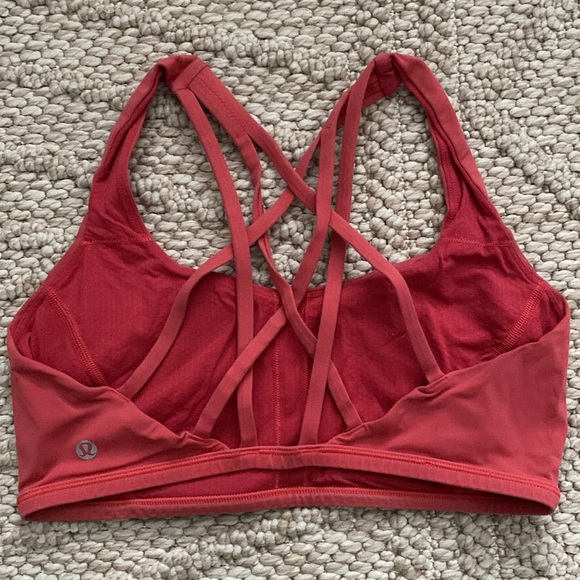 Lululemon | Sport bra size 8 - Picture 2 of 5